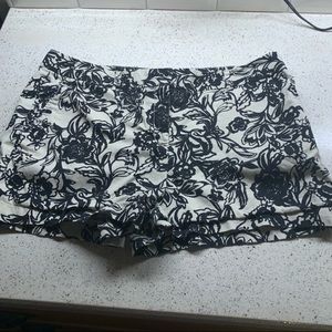 3 pairs of Ann Taylor LOFT shorts